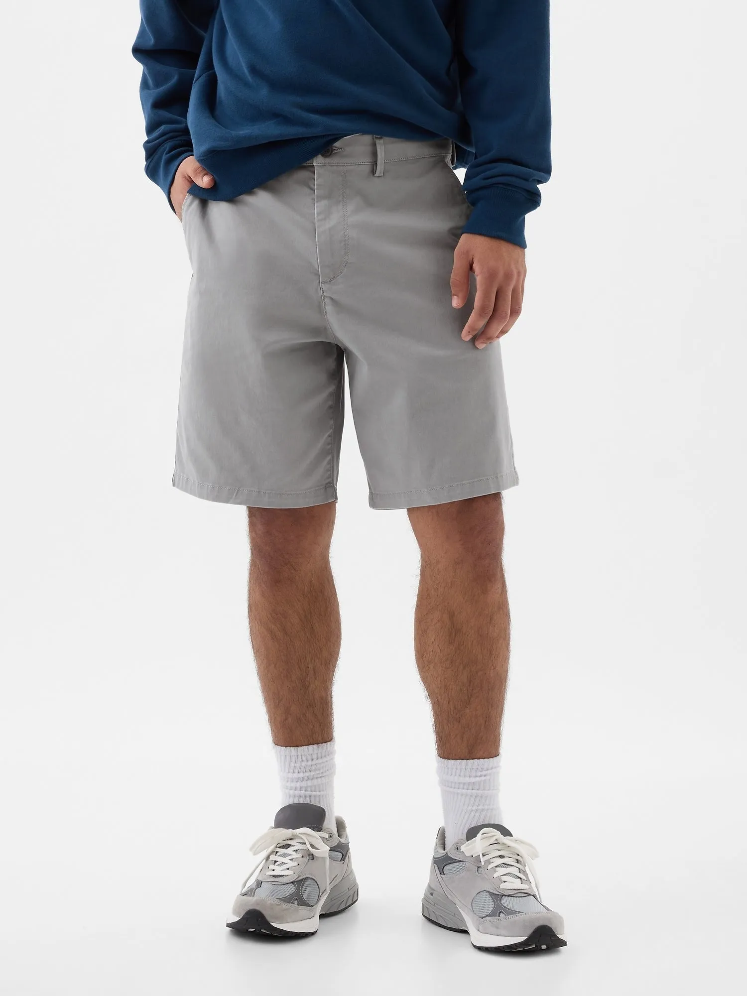 9" Essential Khaki Shorts with Washwell