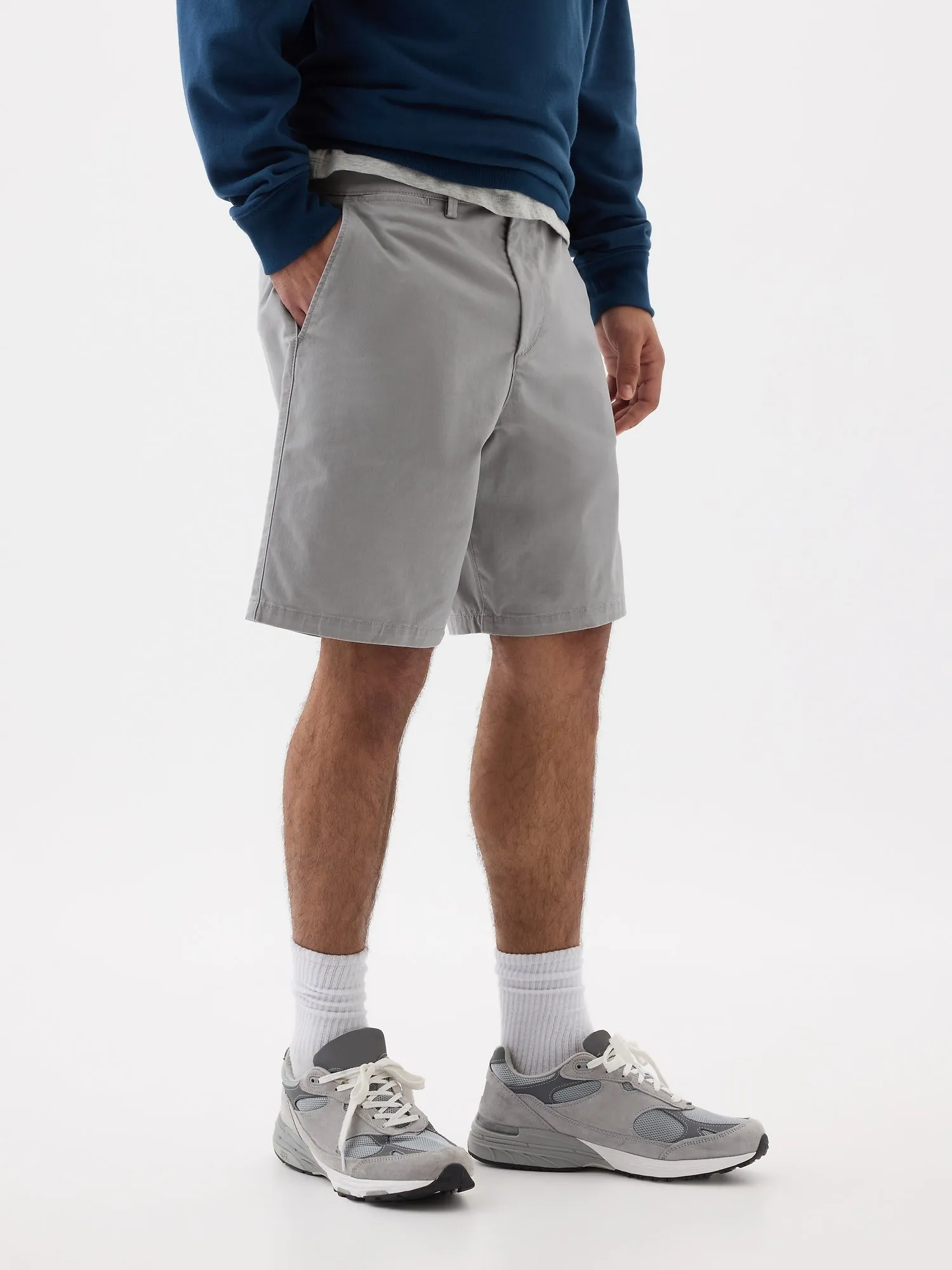 9" Essential Khaki Shorts with Washwell