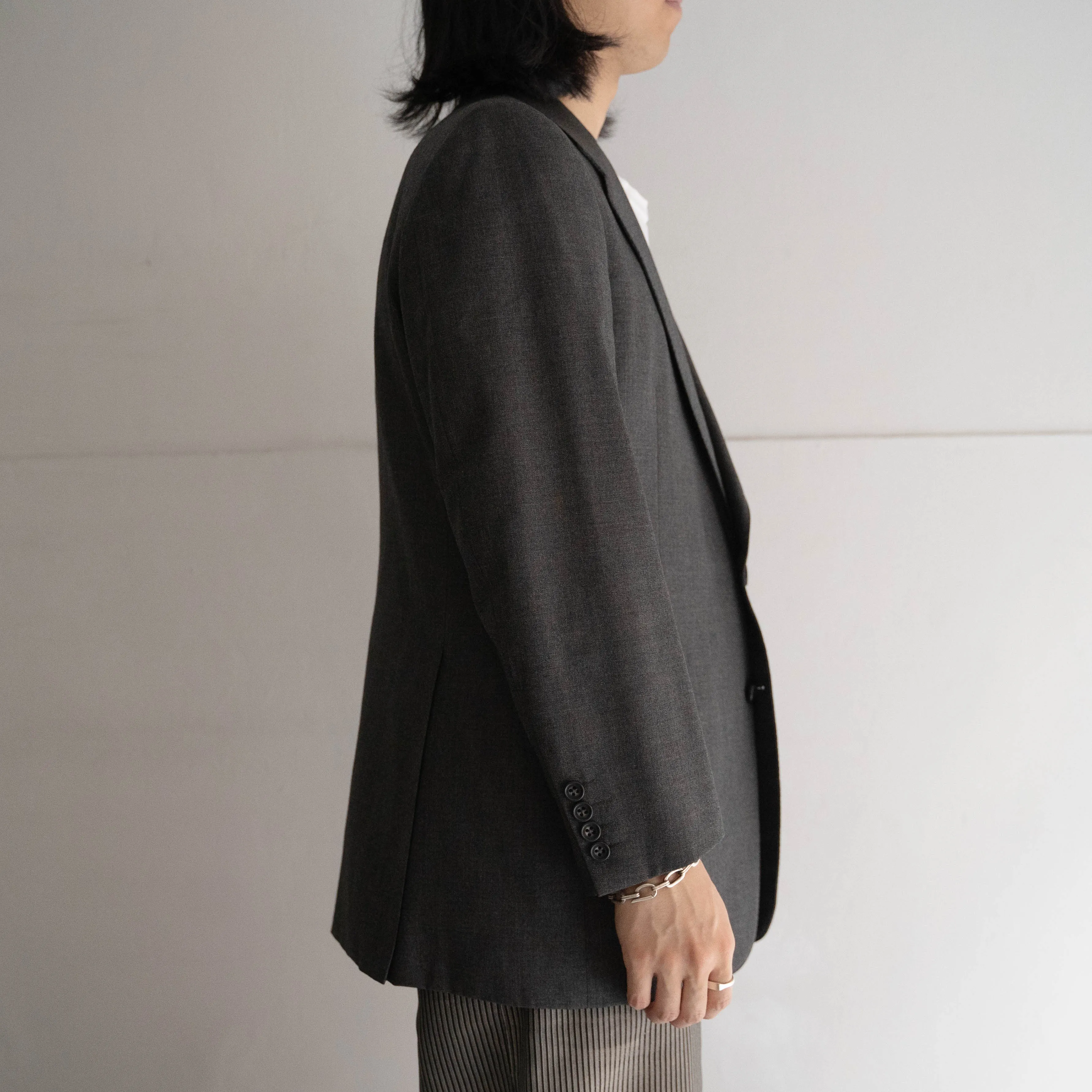 around 1980s Burberry's dark gray color tailored jacket