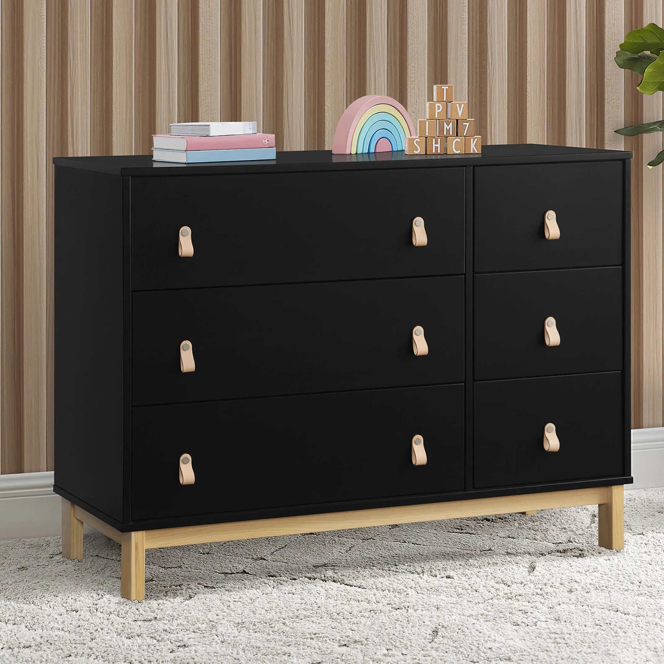 babyGap Legacy 6 Drawer Dresser with Leather Pulls and Interlocking Drawers