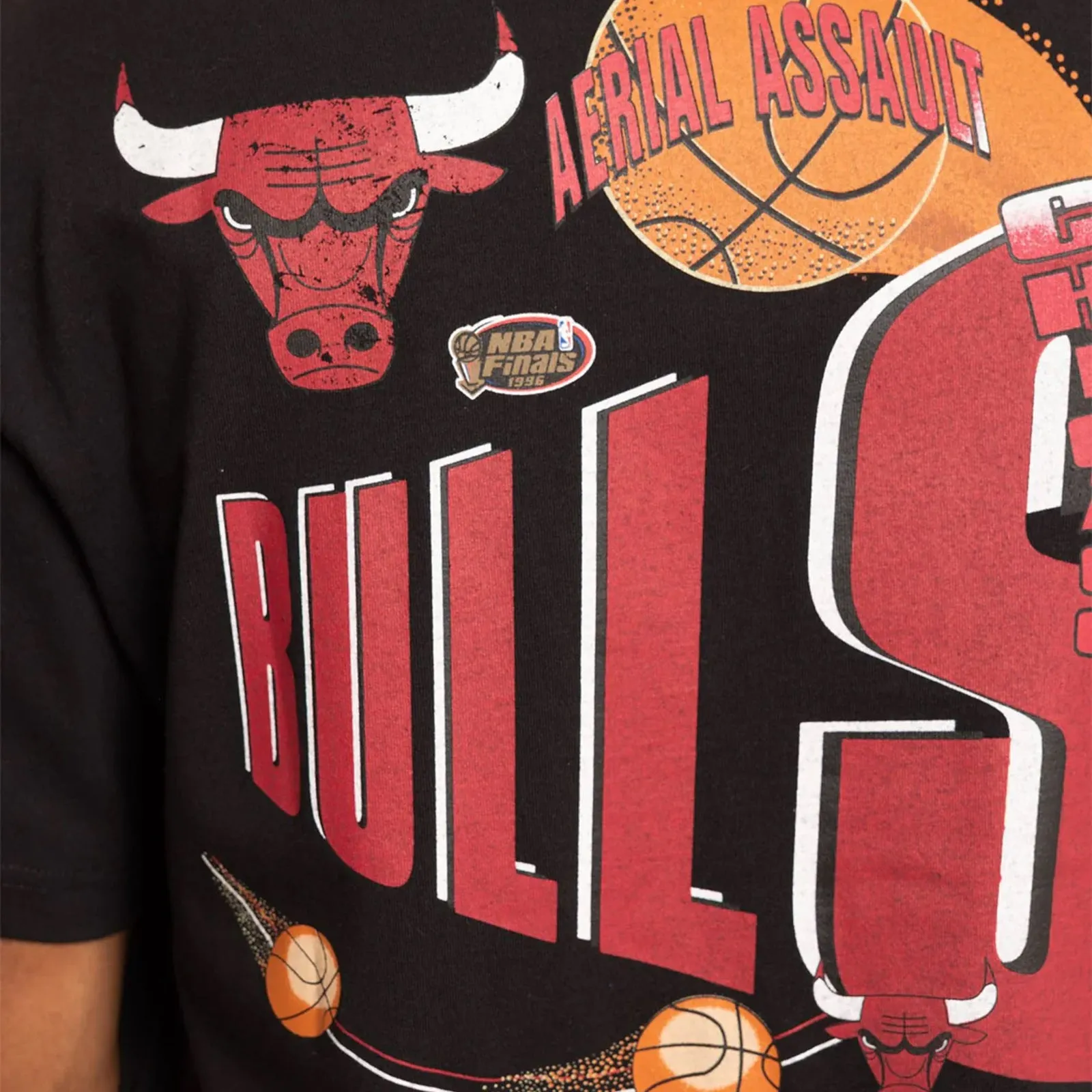 Chicago Bulls Aerial Assault Vintage NBA T-Shirt by Mitchell & Ness