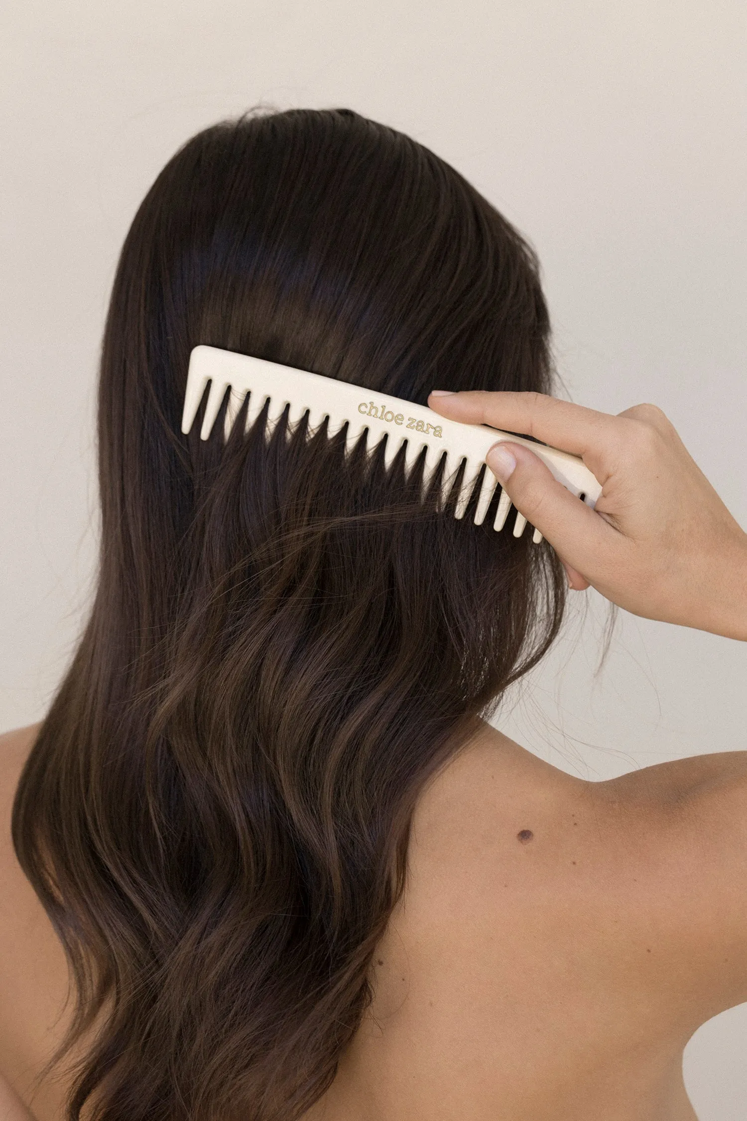 Chloe Zara - Comb