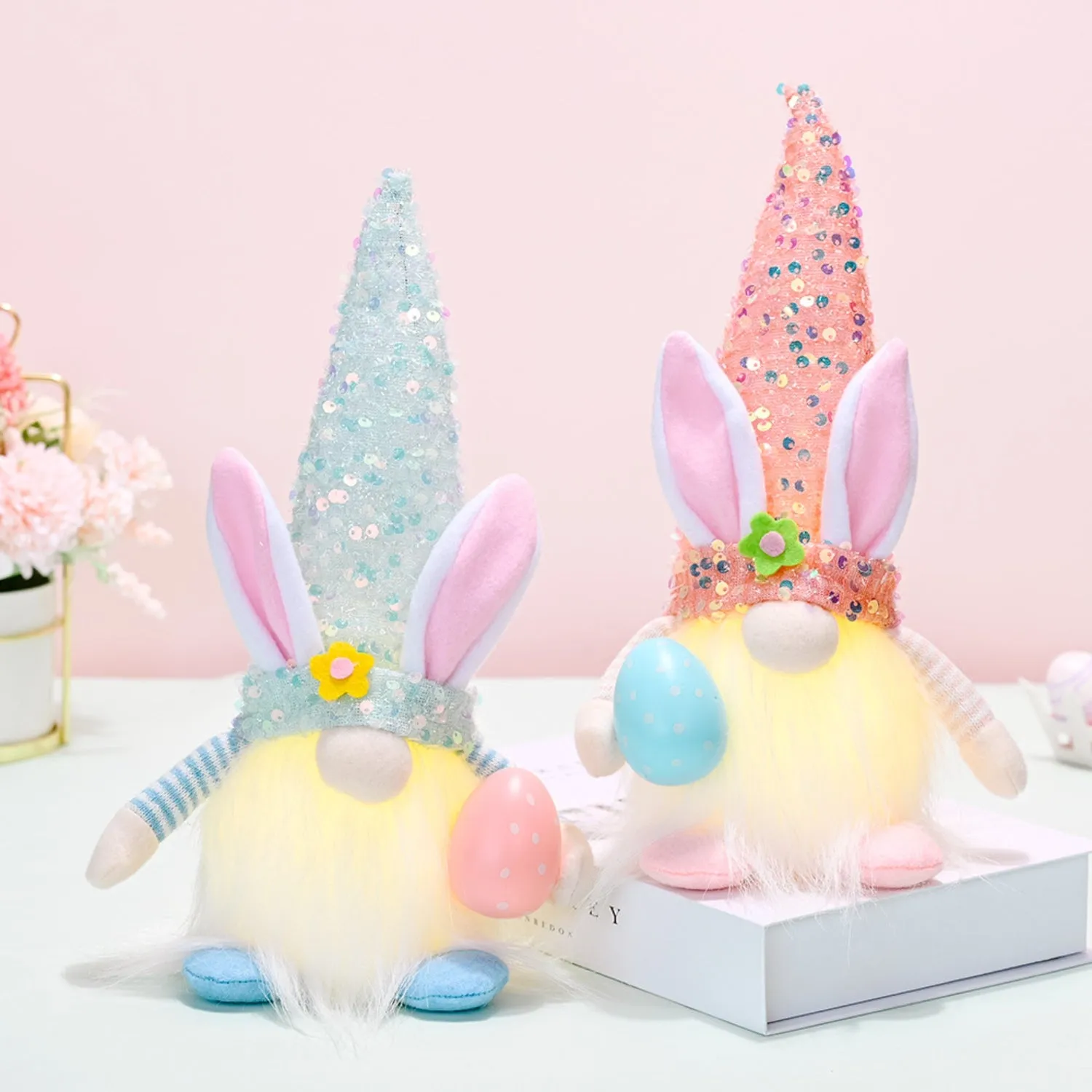 EASTER SEQUIN POINTED HAT FACELESS GNOME