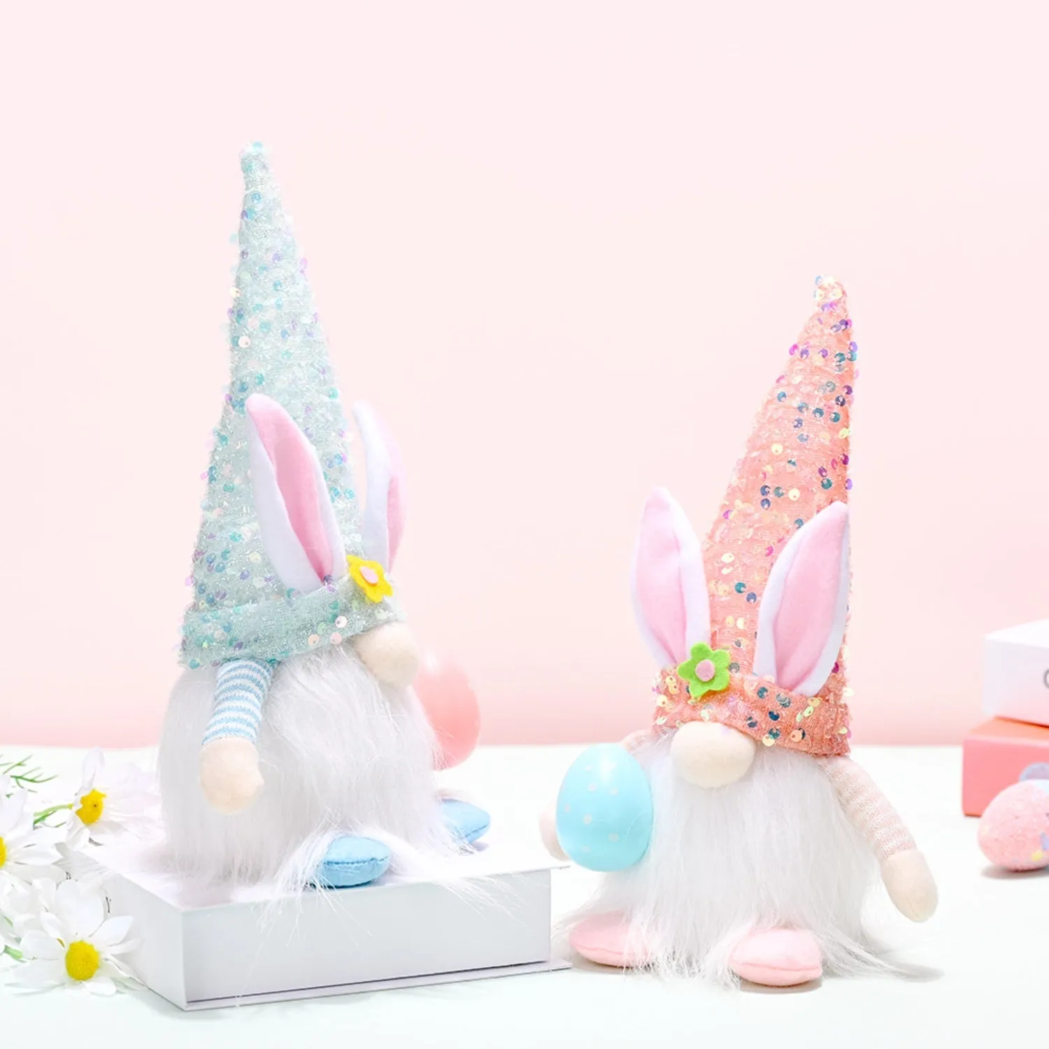 EASTER SEQUIN POINTED HAT FACELESS GNOME