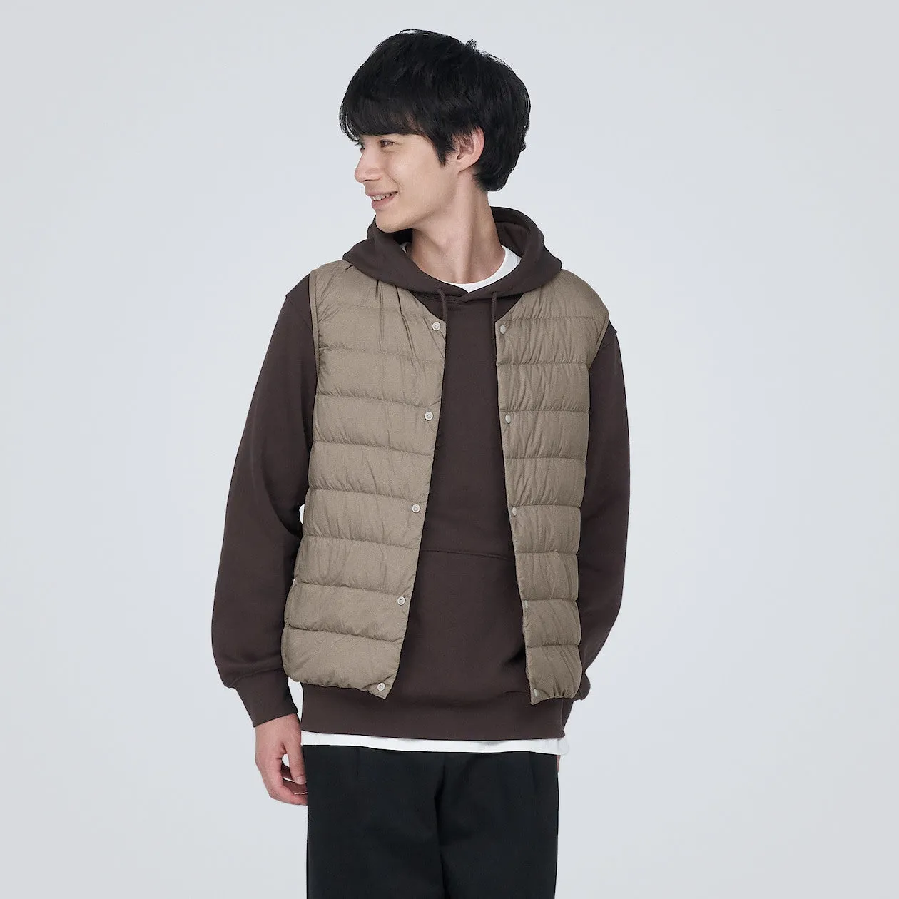 Lightweight Pocketable Collarless Down Vest