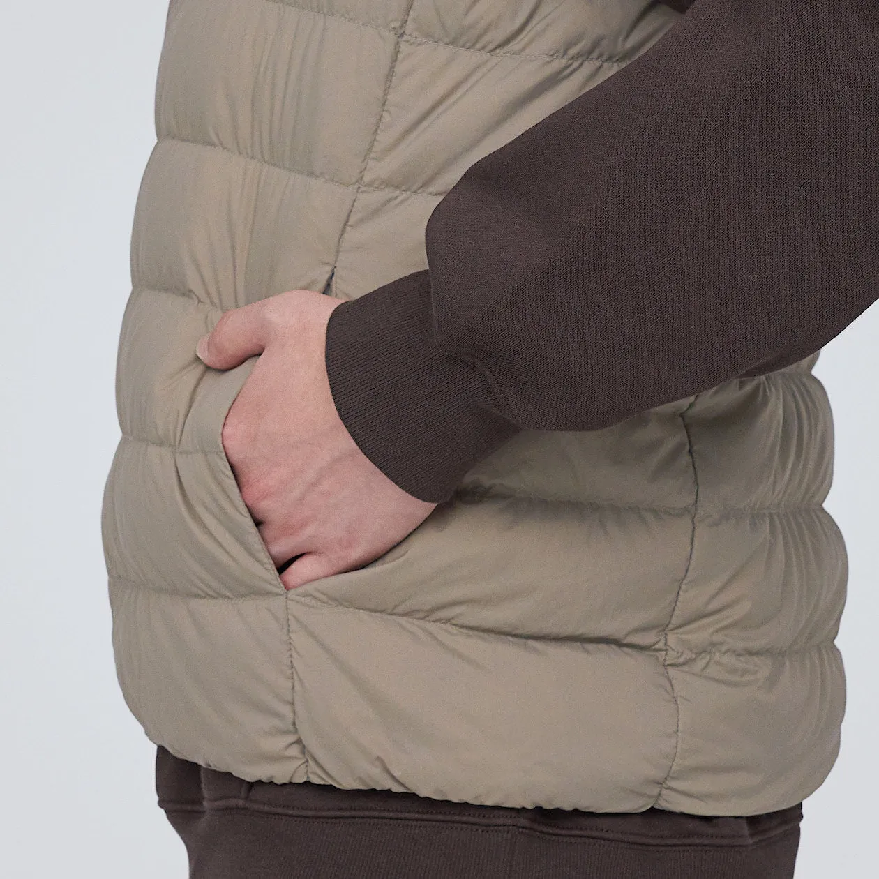 Lightweight Pocketable Collarless Down Vest